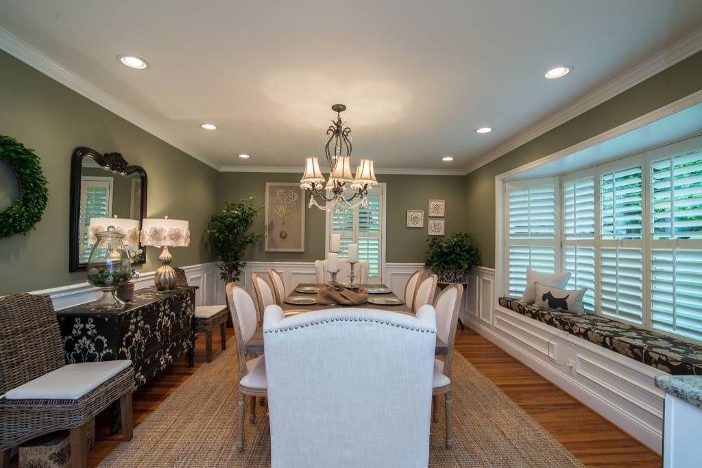 farmhouse_diningroom.jpg